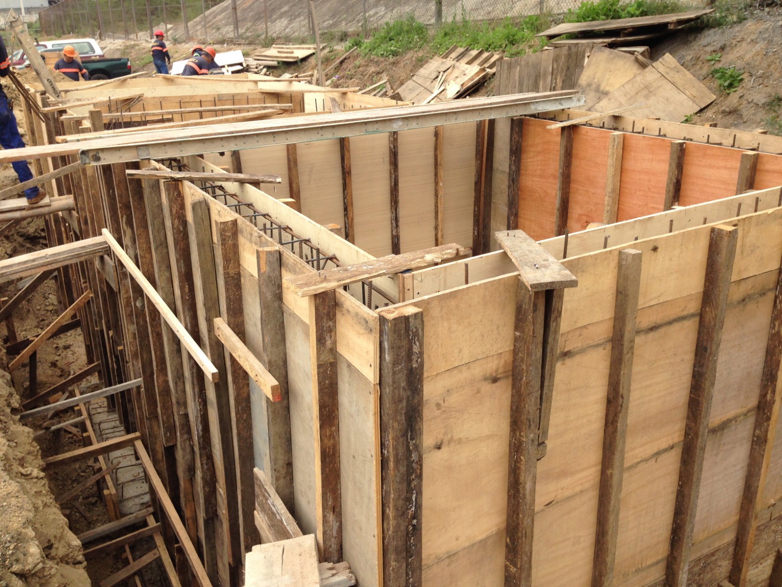 Trabajo estructural y de obra civil